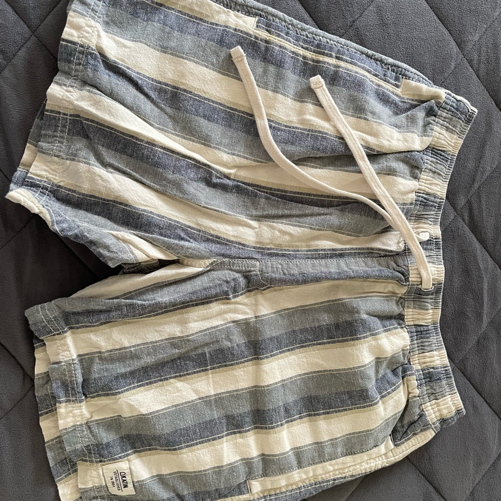 Katin Ian Linen shorts